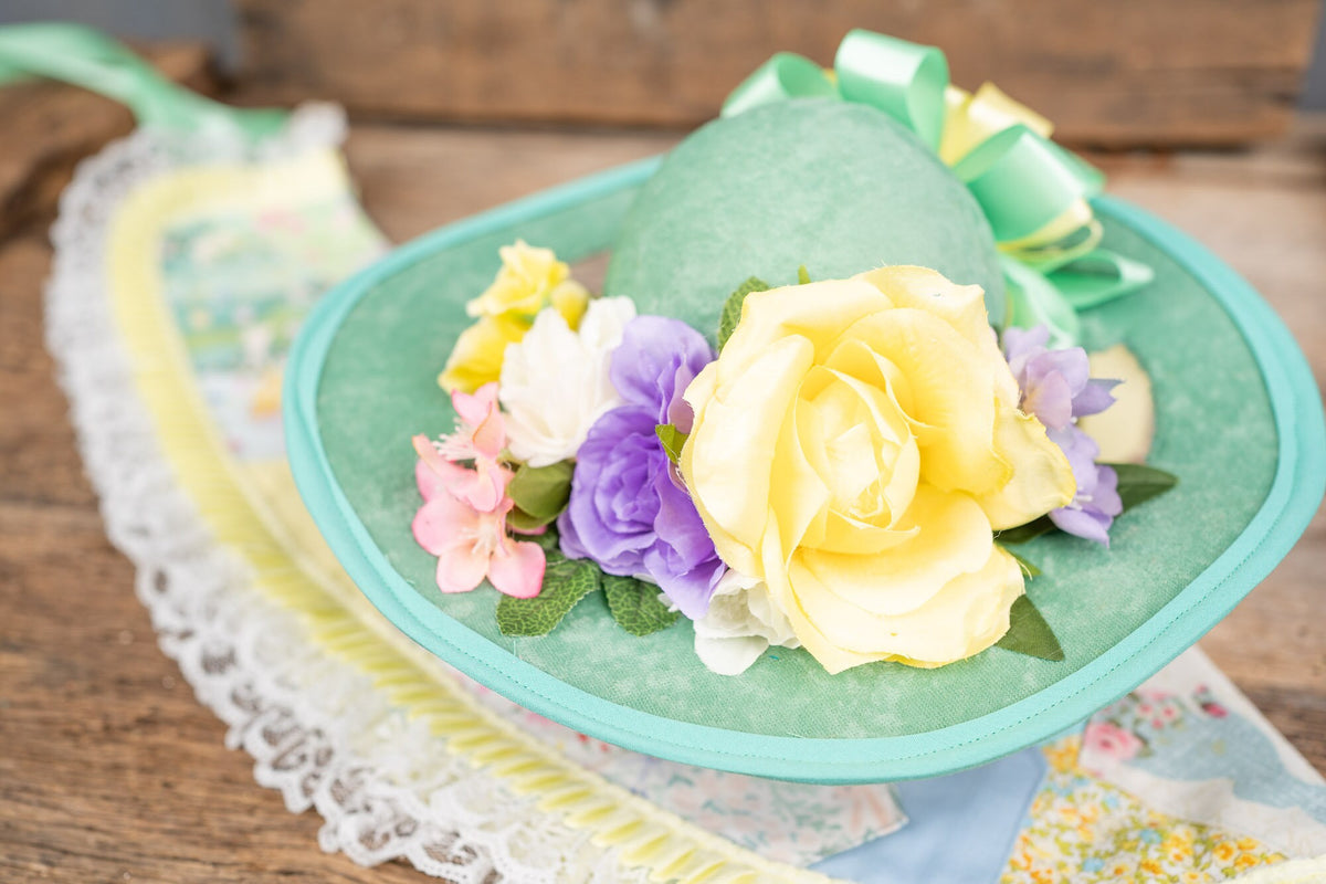 Easter Derby - Derby Hat and Tail Fascinator for Mini Horse