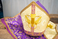 Prancing Pope - Religious Costume with Pontiff Hat and Vestment for Mini Horse