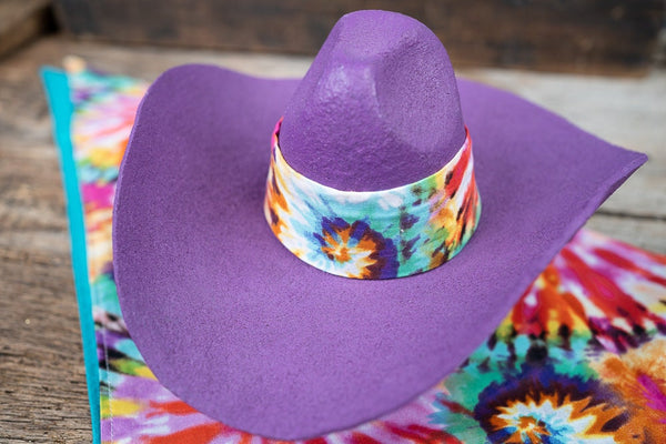 Flashback Farm - Cowboy Hat and Bandana for Mini Horse
