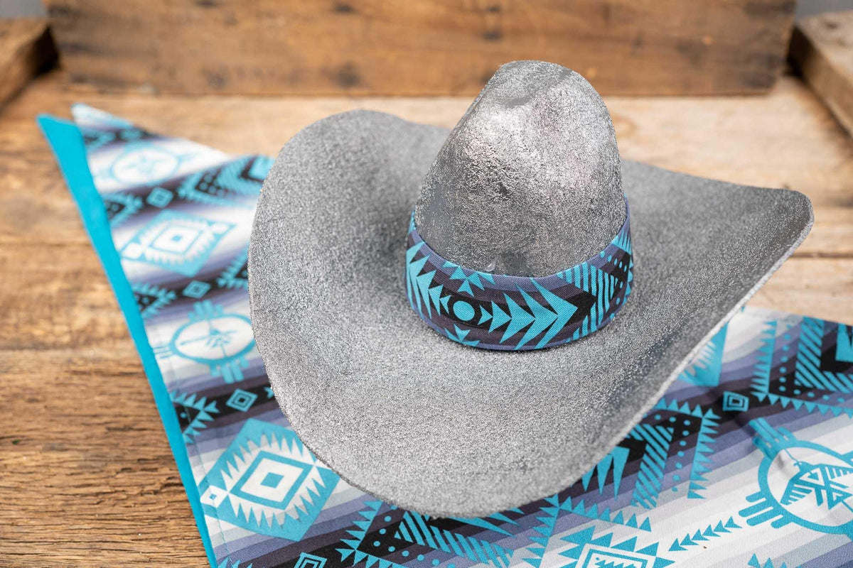 Silver Mesa Strider - Cowboy Hat and Bandana for Mini Horse