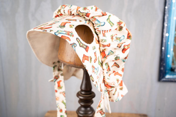 Stocking Promise - Prairie Hat Bonnet for Mini Horse